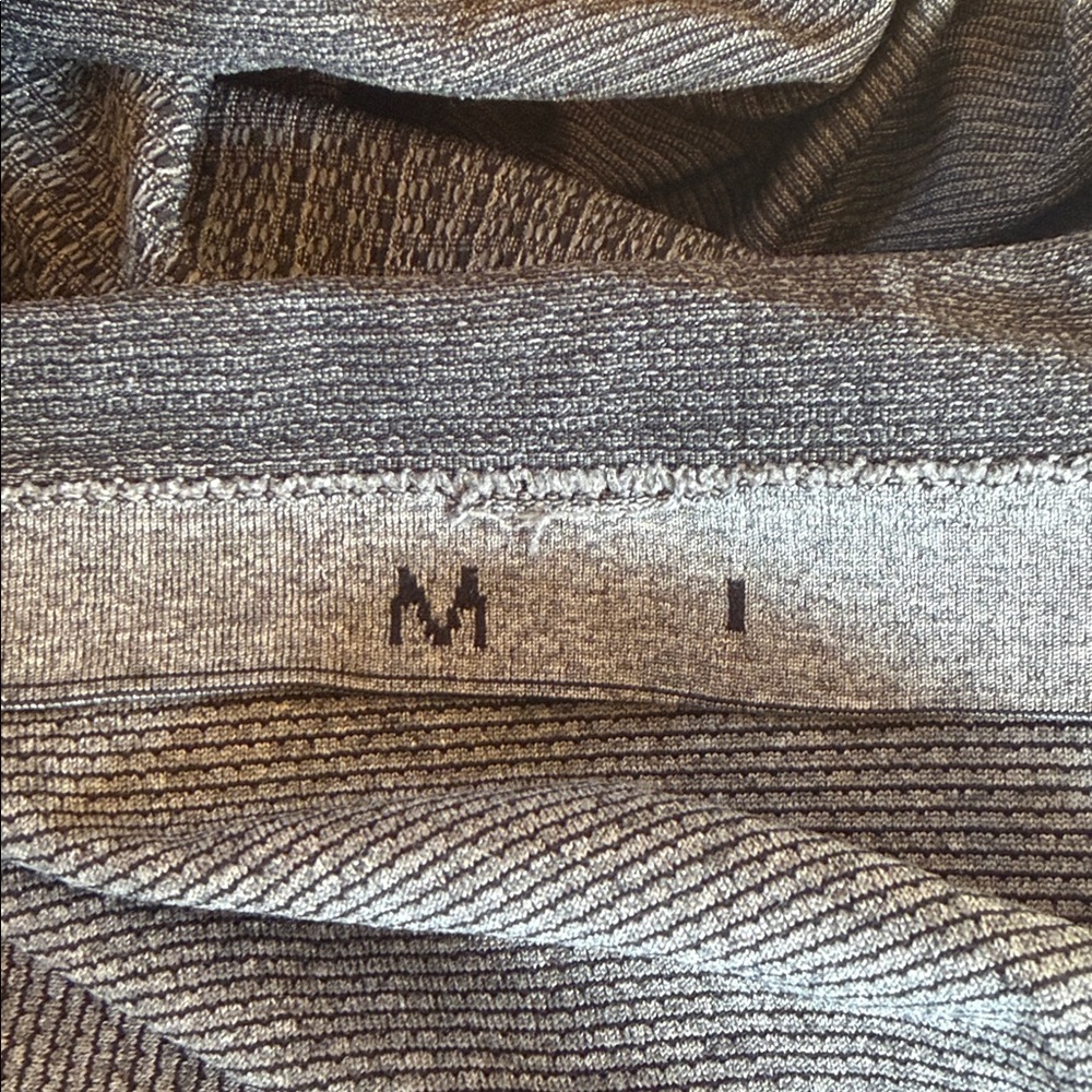 Men's Lululemon Techloom Short Sleeve Henley Shirt - Gray - Picture 8 of 8